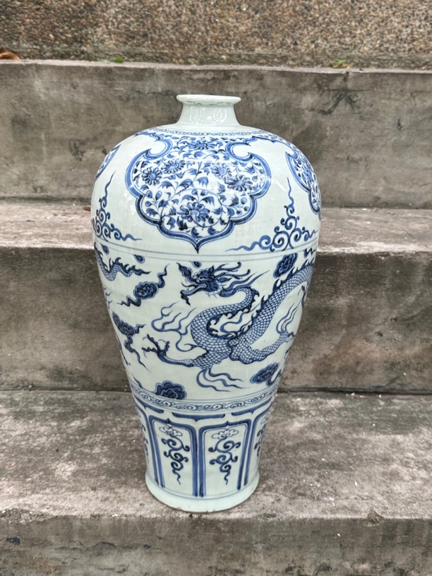 陶瓷纯手工青花瓶