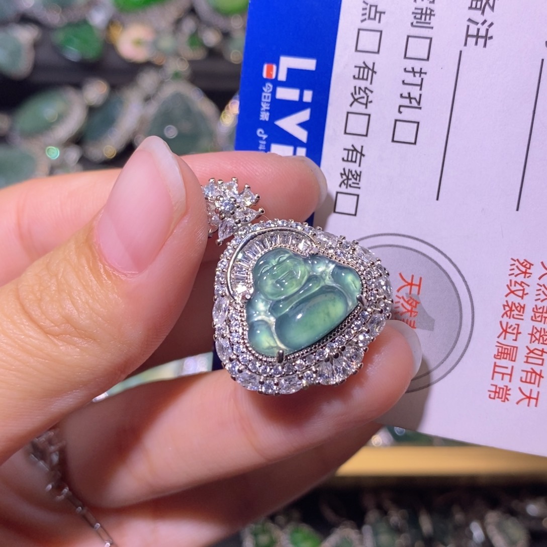 翡翠未镶嵌颈饰天然