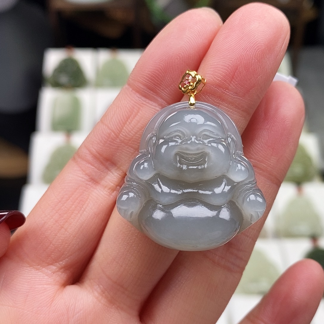 和田玉颈饰18K金镶嵌