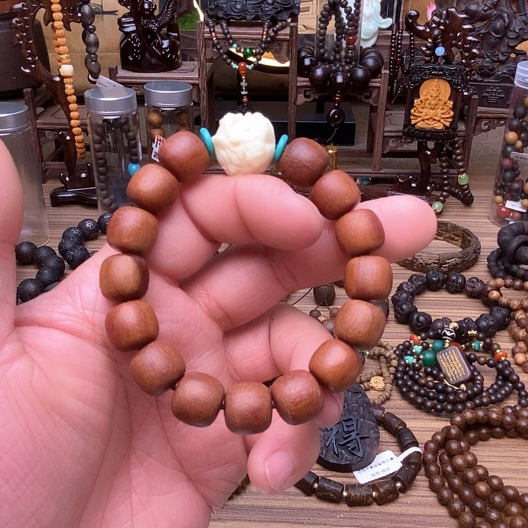 滴血莲花菩提手串