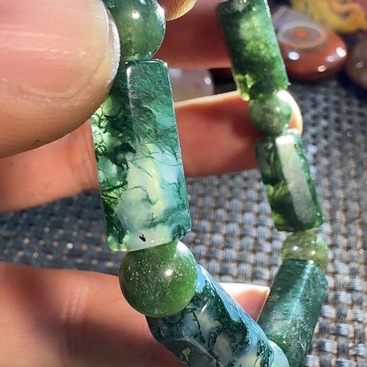 拿***下玛瑙/玉髓未镶嵌颈饰