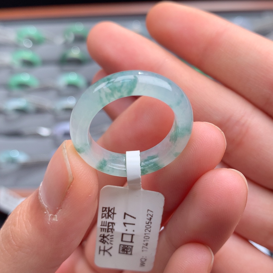 翡翠戒指未镶嵌天然
