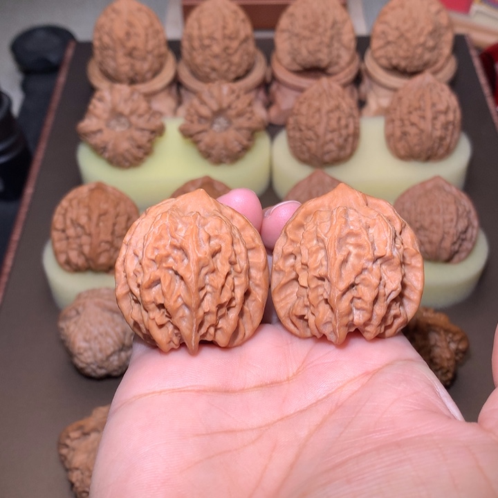 核桃文玩核桃把件大龙