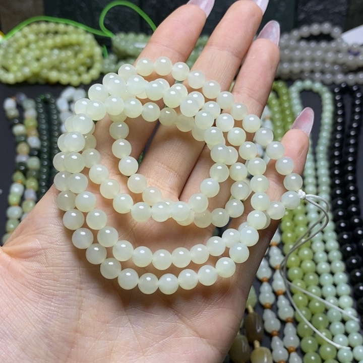 和田玉颈饰未镶嵌幸*竹