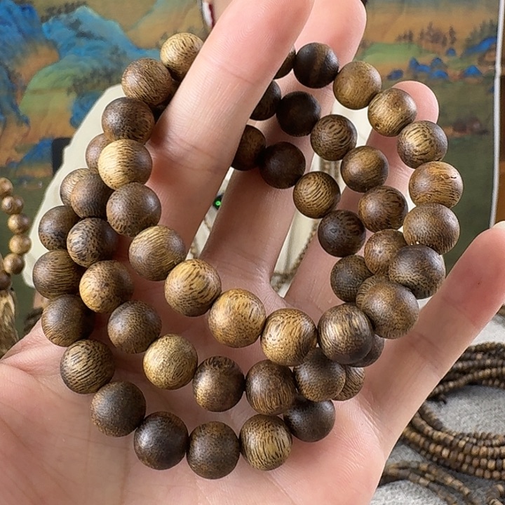 手串沉香10mm绿奇楠7克 多样性发一