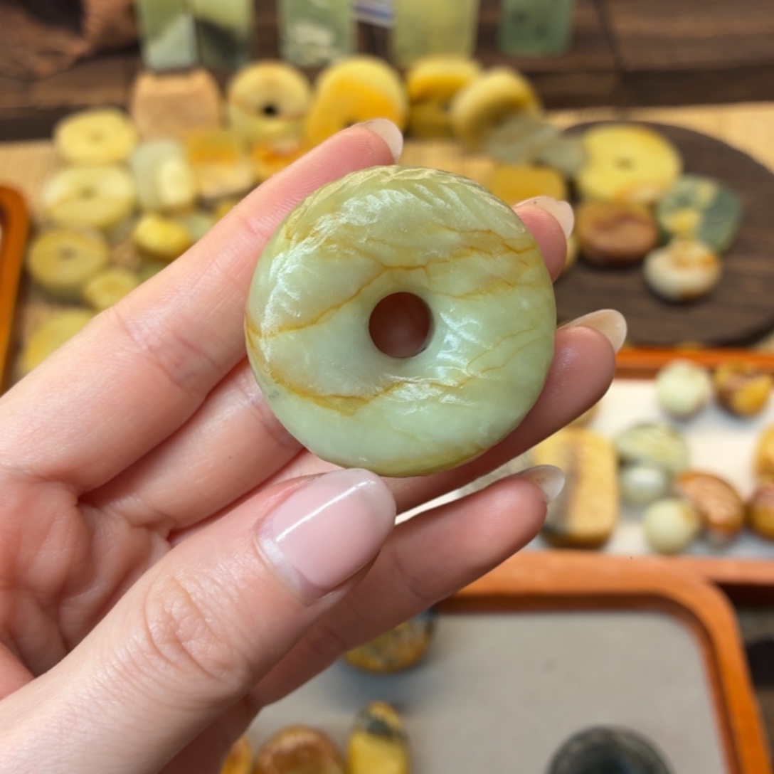 ✎***星蛇纹石玉未镶嵌颈饰