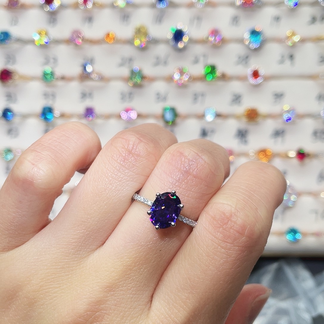 3海蓝宝石（处理）9圈闭口戒指