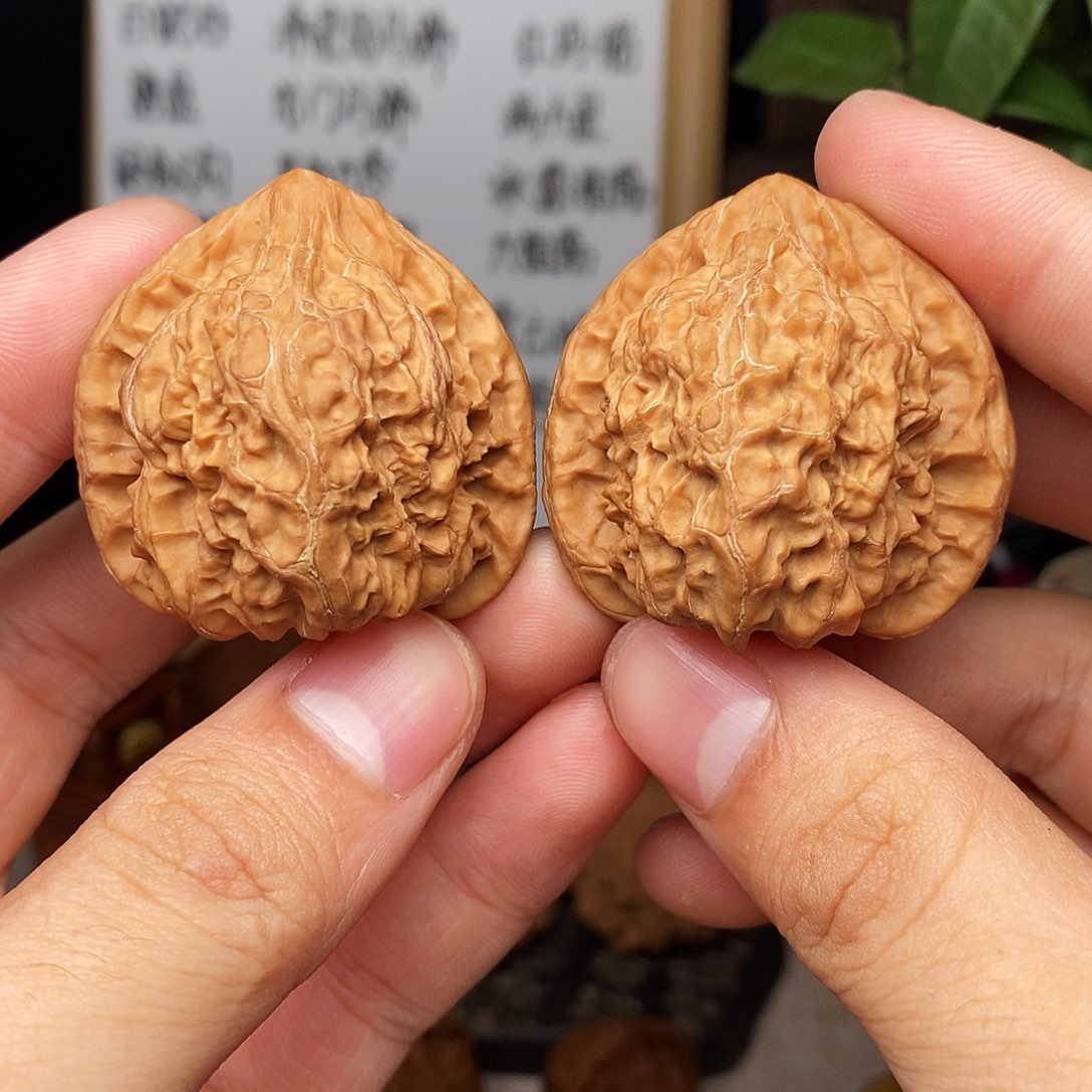 文玩核桃吊坠火焰马蹄