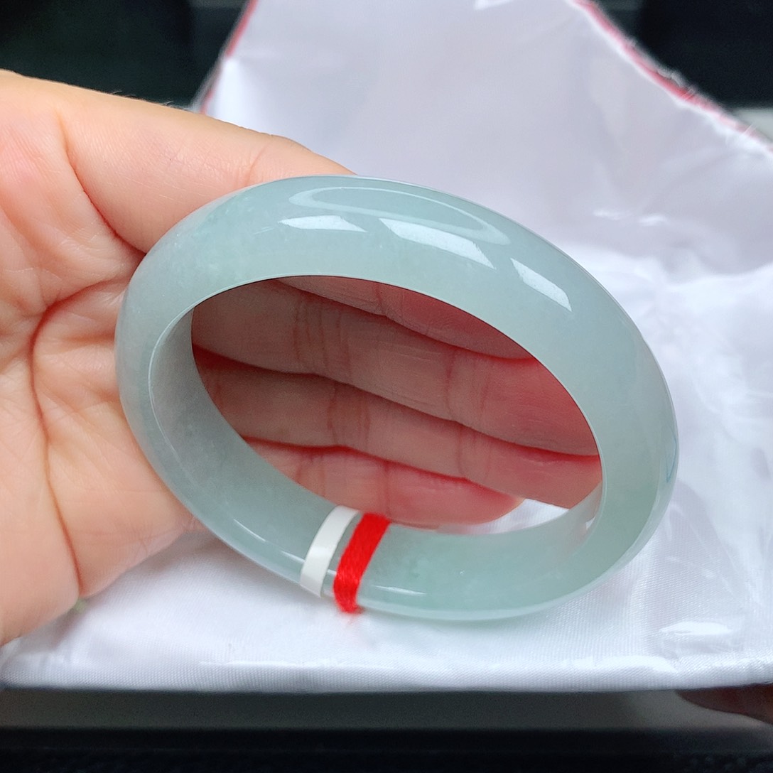 未镶嵌手镯（贵妃镯）翡翠冰清绿23