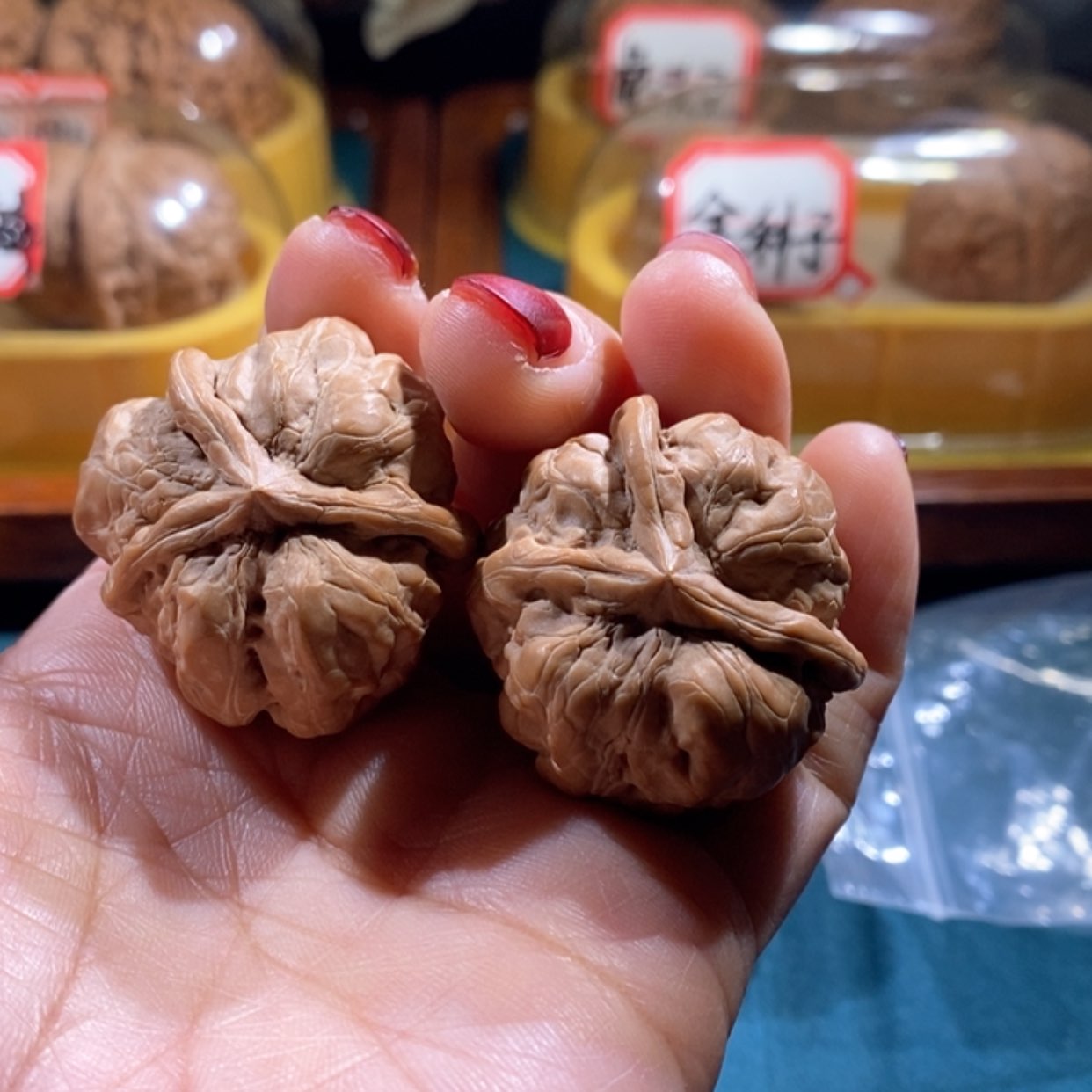 【闪购商品】文玩核桃吊坠蛙三棱