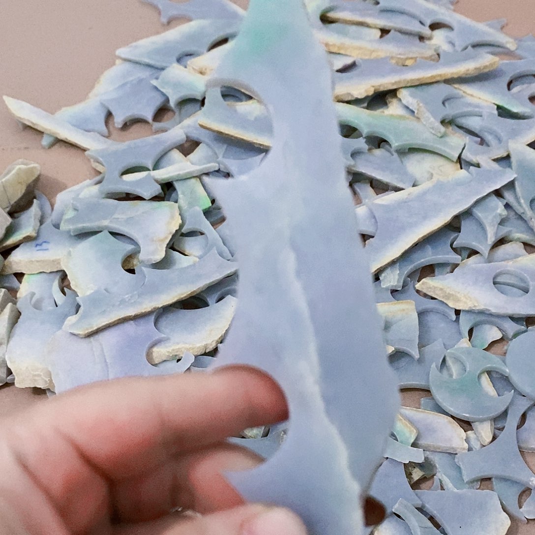 天***蓝翡翠未镶嵌颈饰翡翠