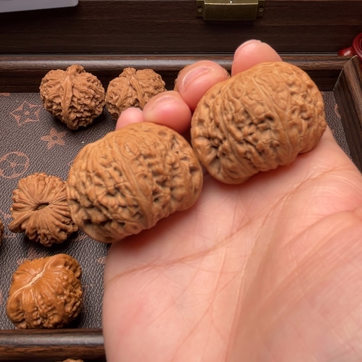 吊坠文玩核桃密纹39全