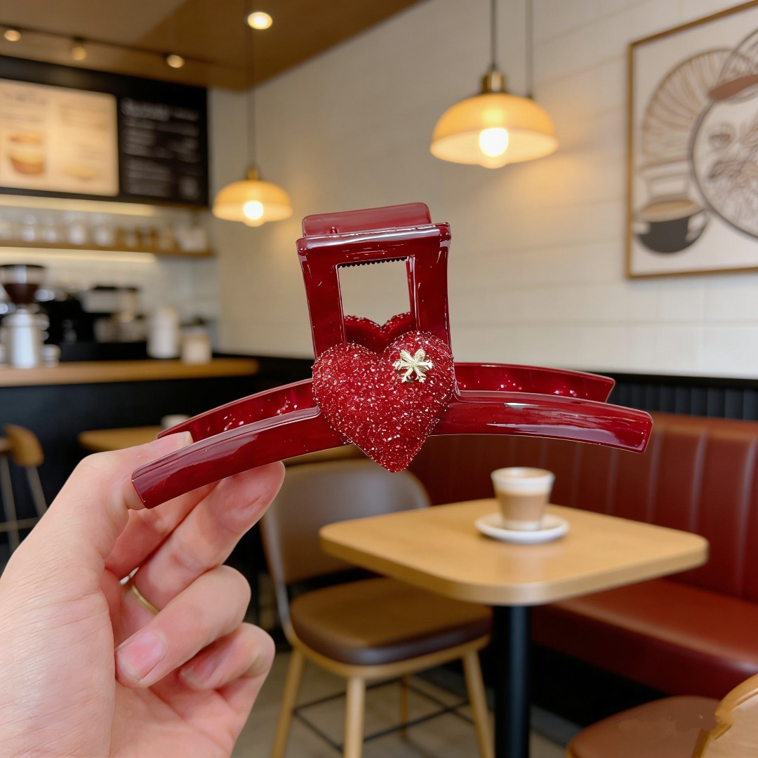 新年红色大号气质爱心抓夹女百搭高级感鲨鱼夹后脑勺发夹头饰3781