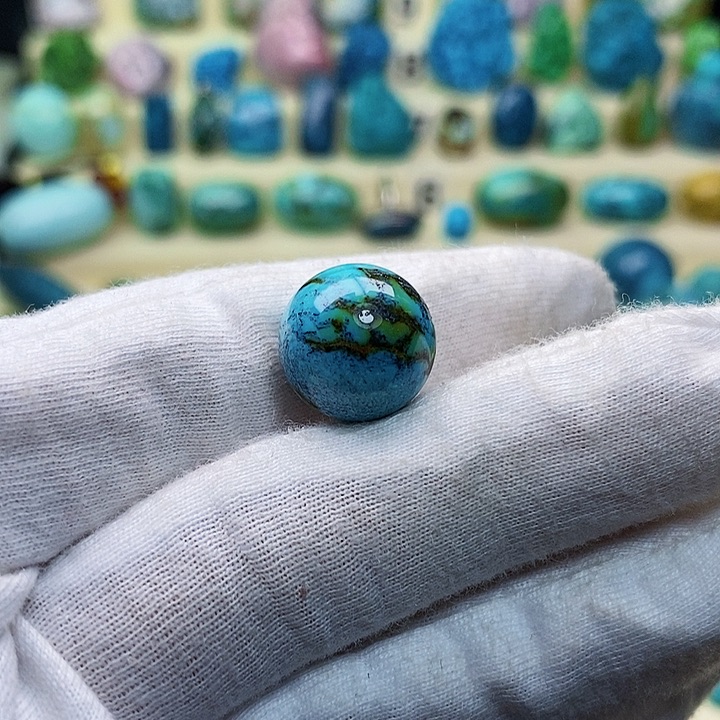 绿松石配饰未镶嵌