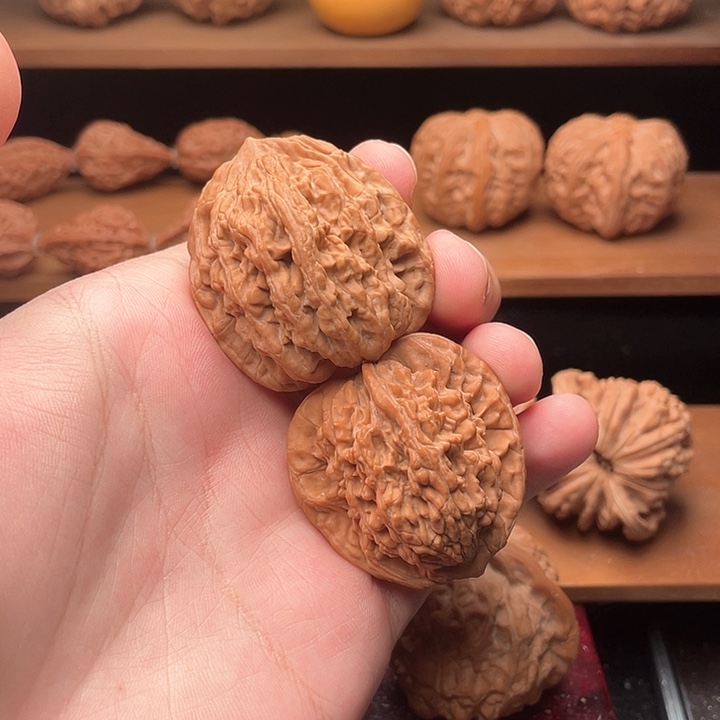 吊坠文玩核桃40毕业红皮全品原装麦穗虎头