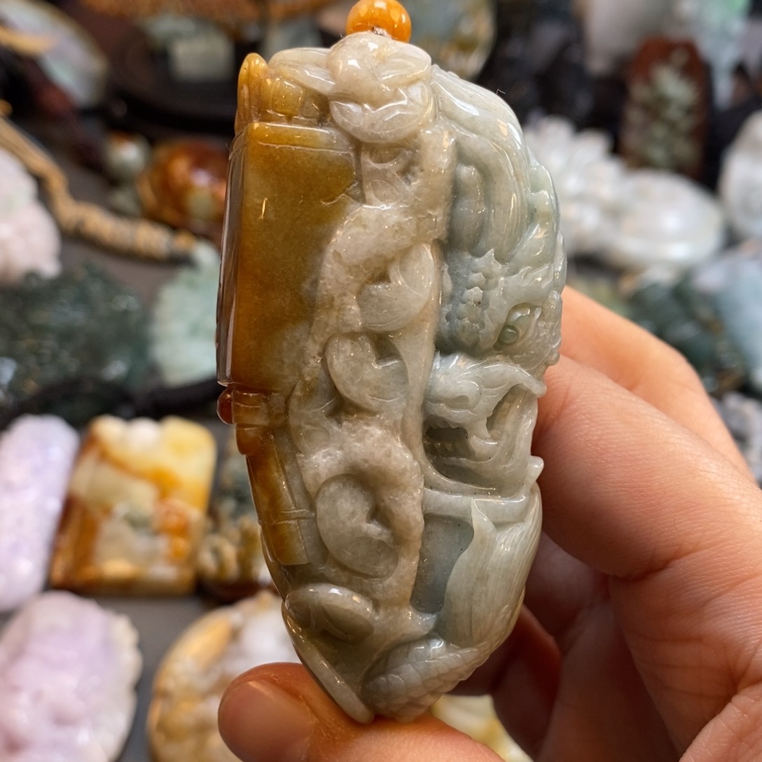 翡翠颈饰未镶嵌特色57