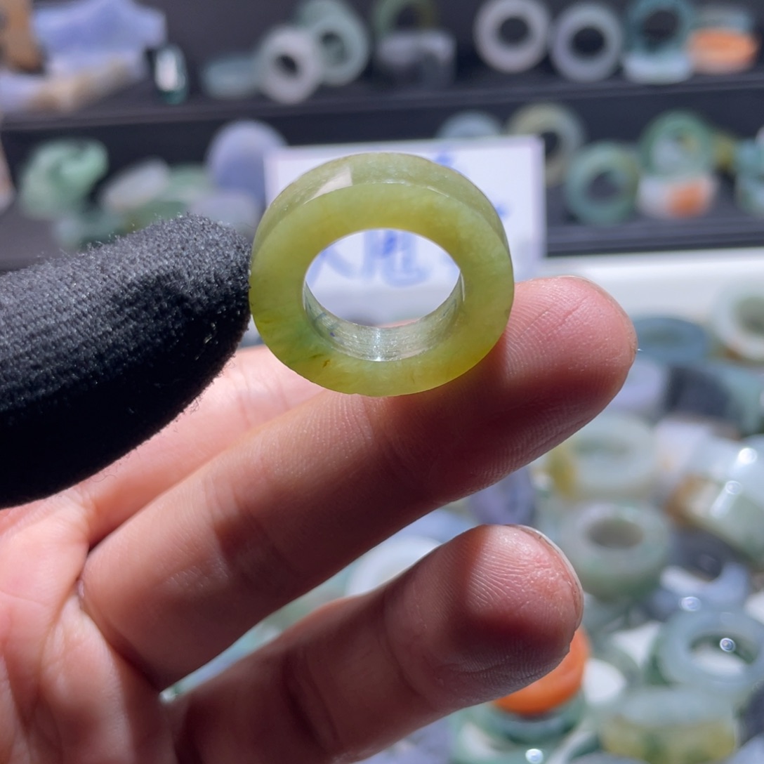 定制翡翠未镶嵌天然翡翠