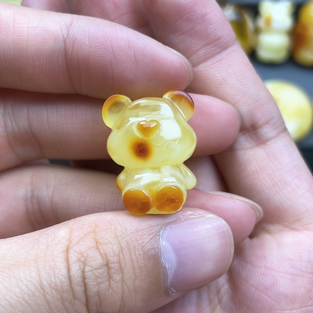 琥珀裸石未镶嵌蜜蜡
