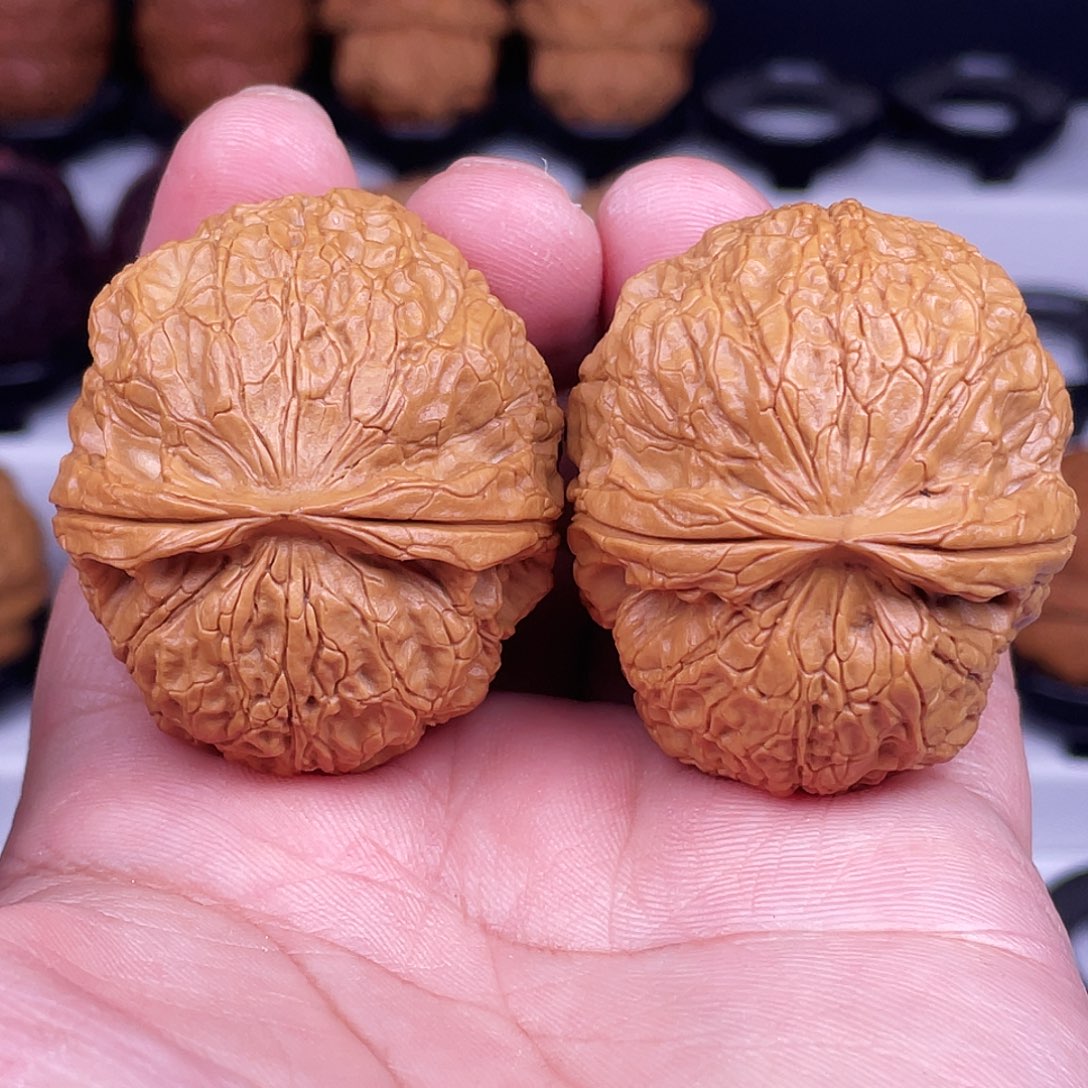 文玩核桃吊坠霸王蟾45尺不退不换