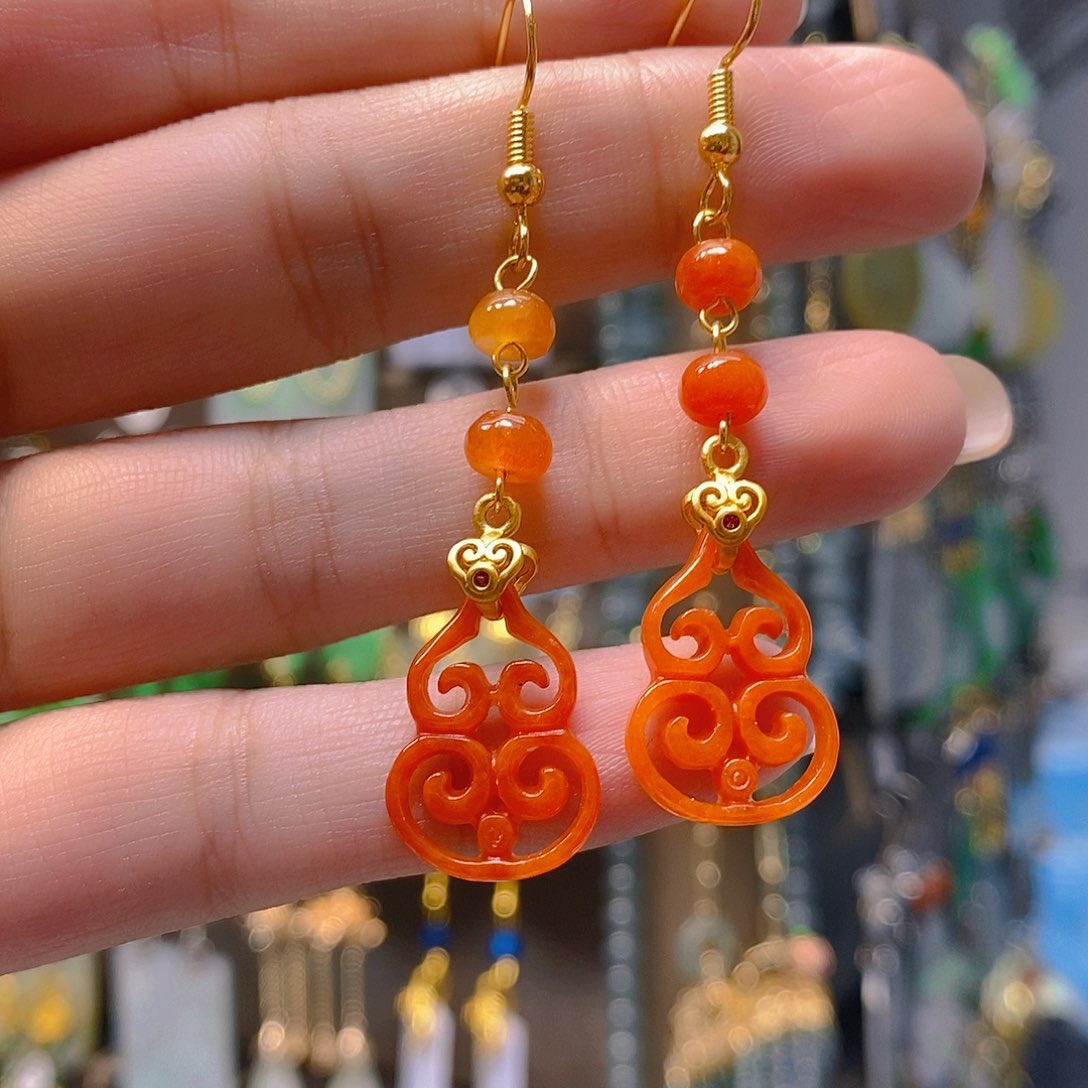 未镶嵌翡翠耳饰翡翠