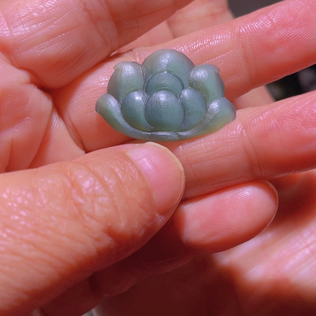 和田玉荷花【订制】未镶嵌定制和田玉