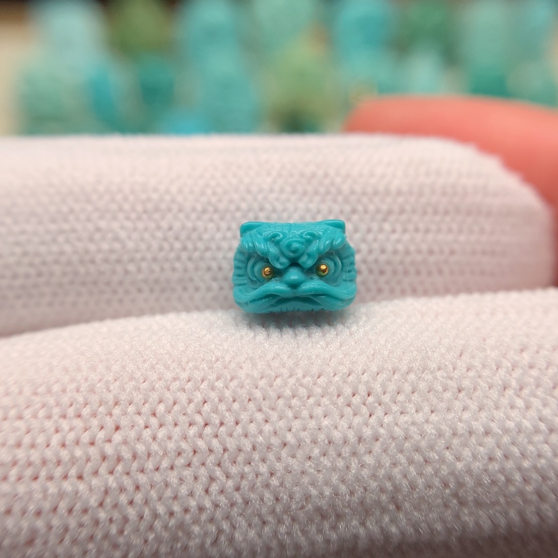 绿松石配饰未镶嵌