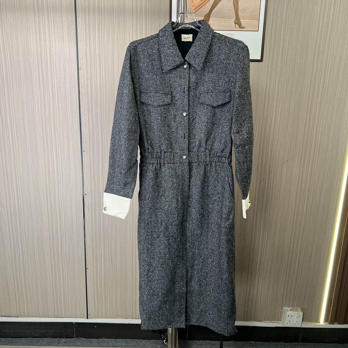 8115撤柜DS秋冬时尚收腰开叉设计款连衣裙长裙