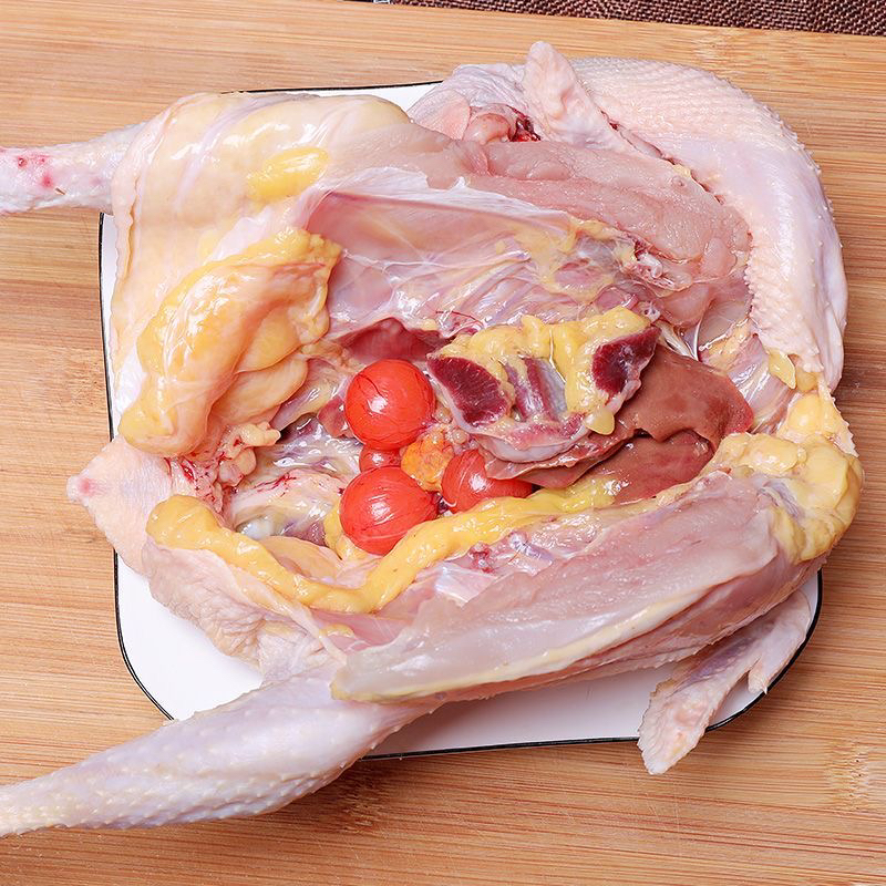 两年老母鸡 农家鸡 皮脆肉滑 肉质紧实饱满 纯天然满山跑 养足足两年以上 顺丰包邮