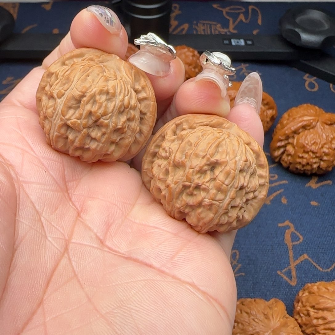 核桃36原装文玩狮子头