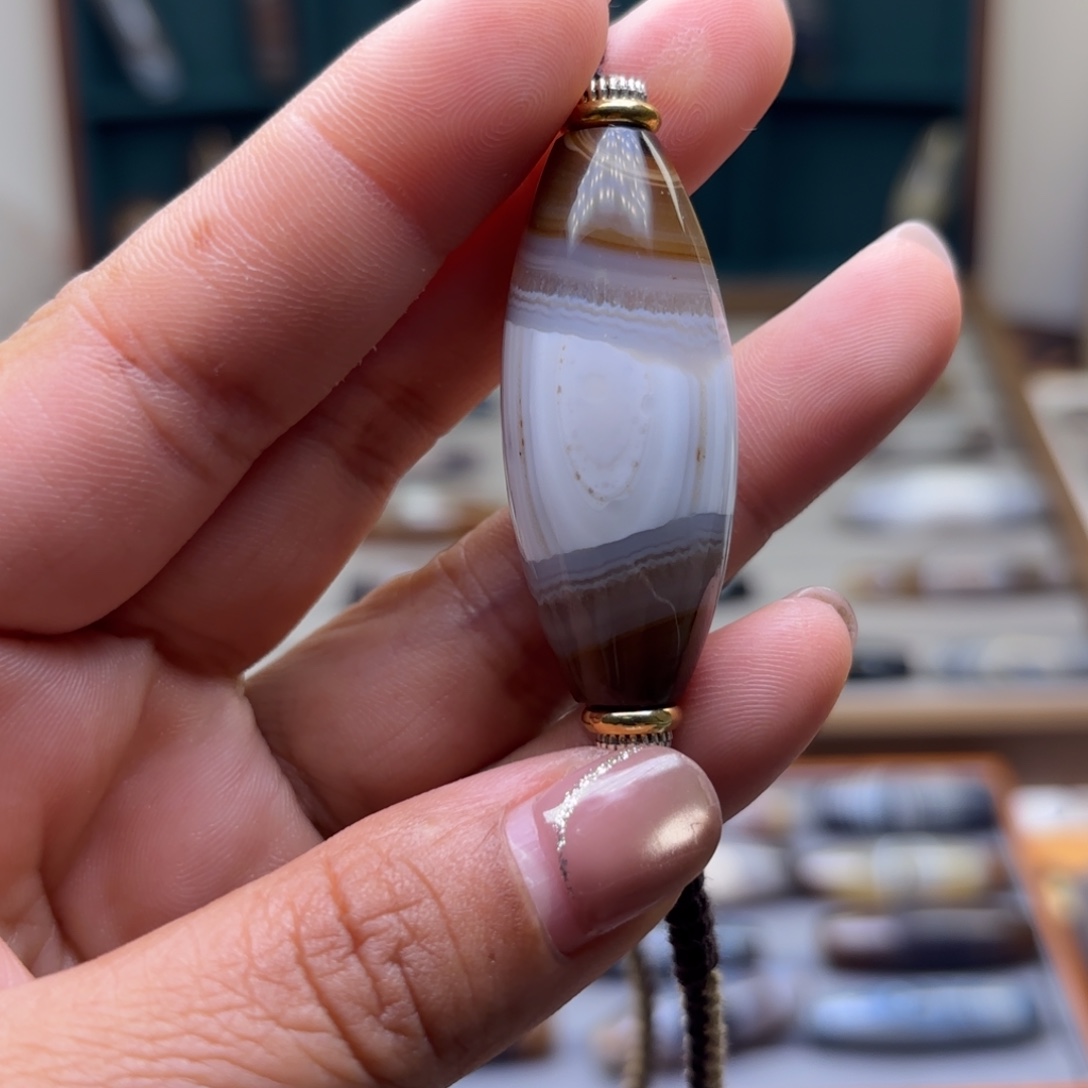 吖***咘玛瑙/玉髓未镶嵌颈饰