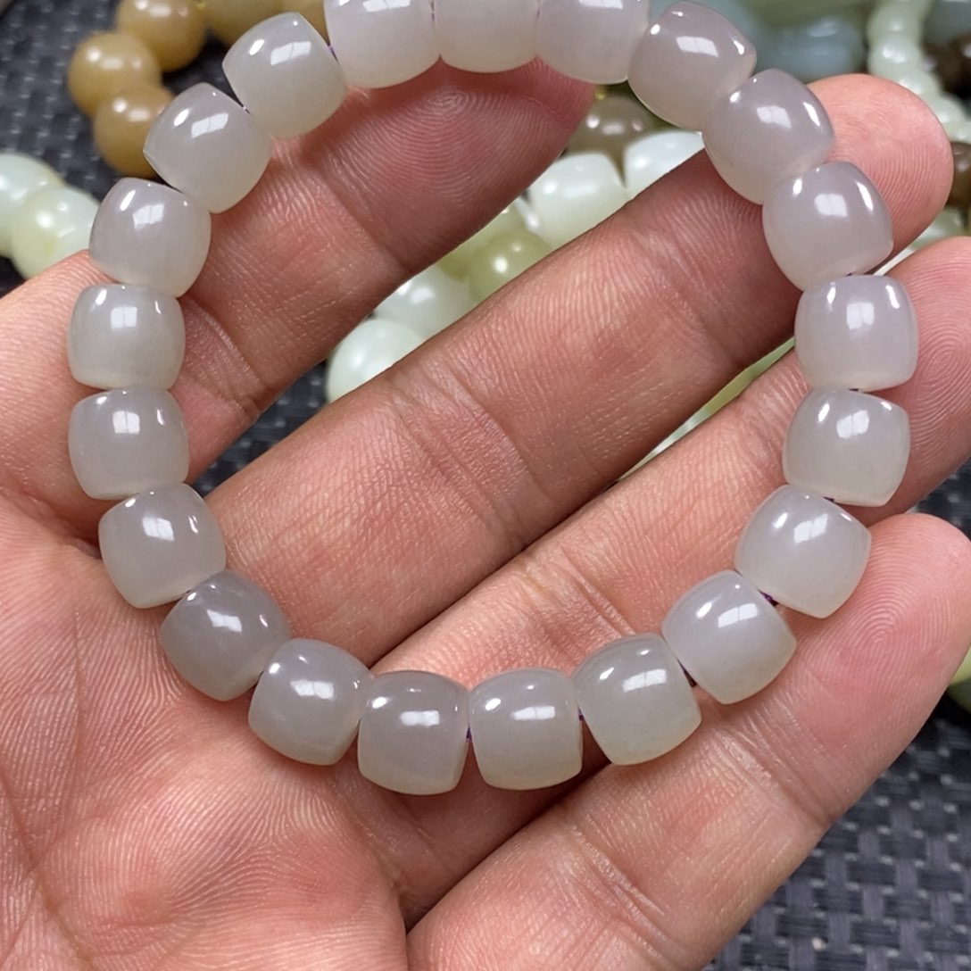 和田玉手链未镶嵌