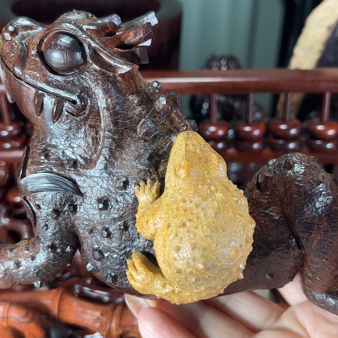 军***妮檀香紫檀（小叶紫檀）