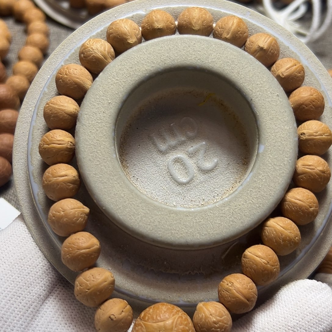 自***风凤眼菩提吊坠10.5-10.8实心籽25年新籽