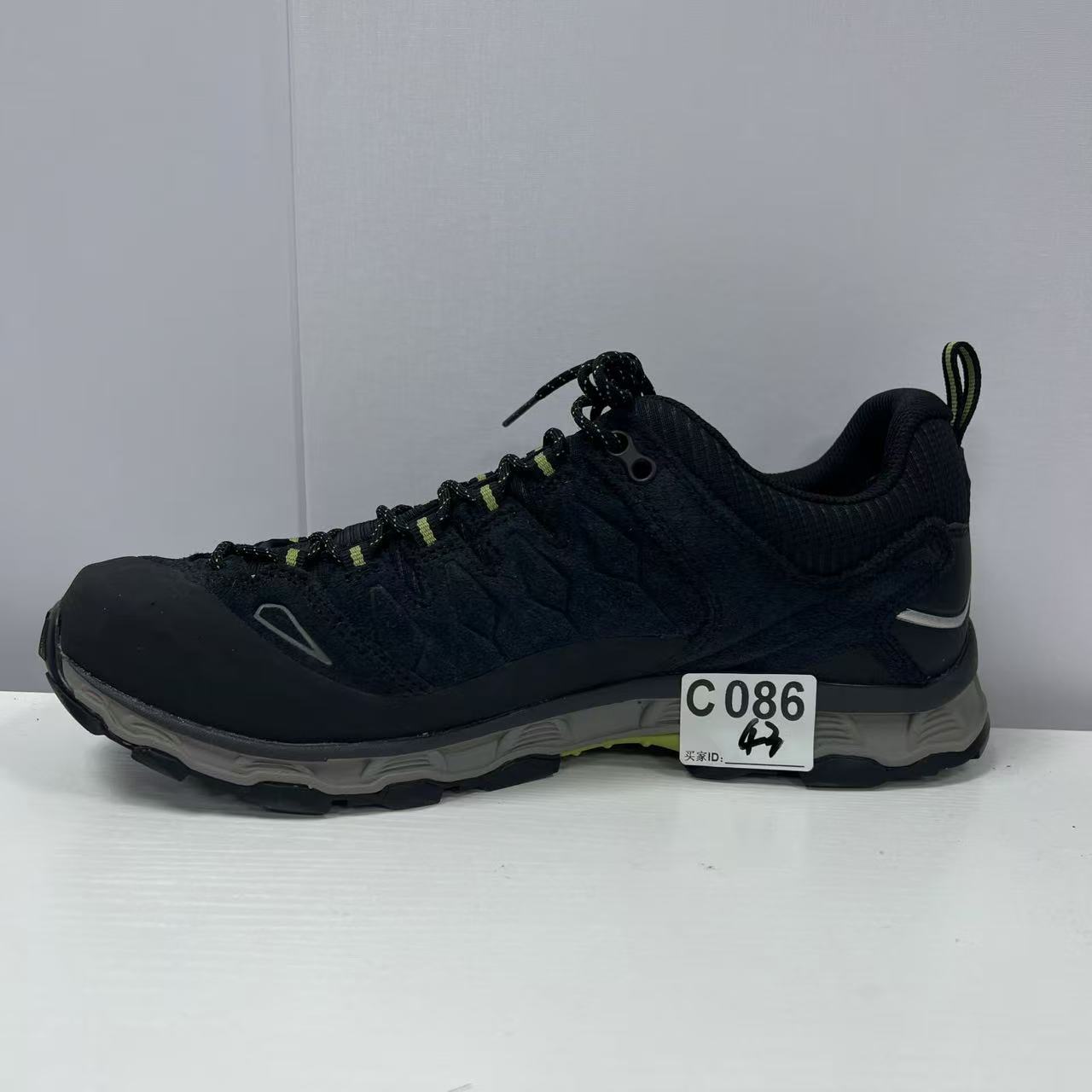 3-新款户外运动百搭休闲鞋 C086