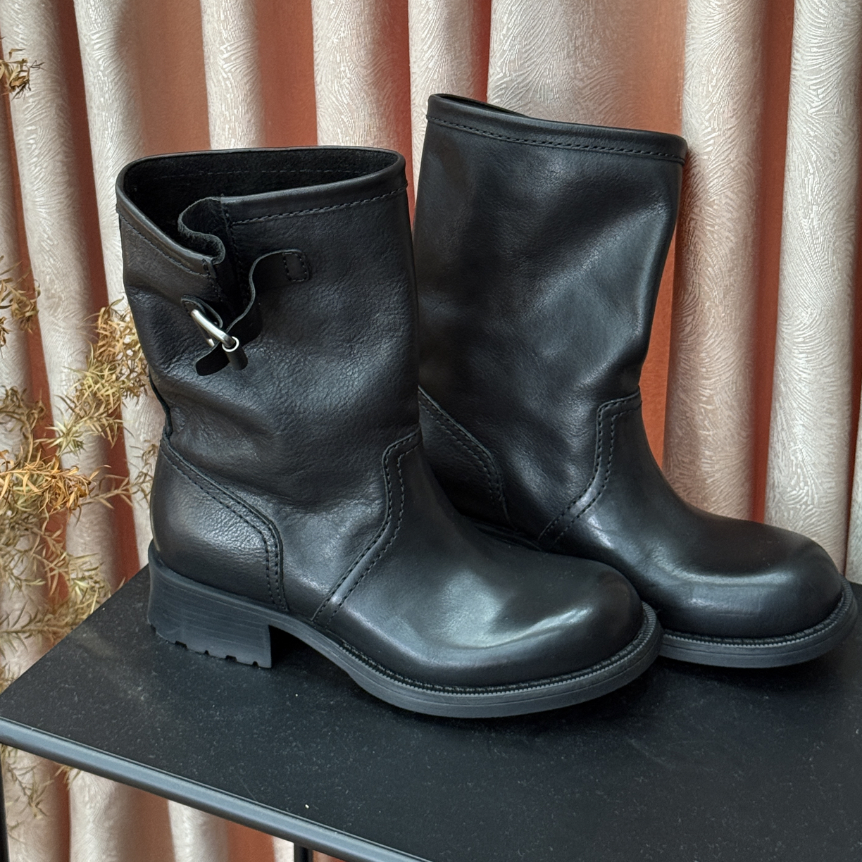 一脚蹬复古高级松弛拉满轻便舒适甜酷休闲百搭短靴