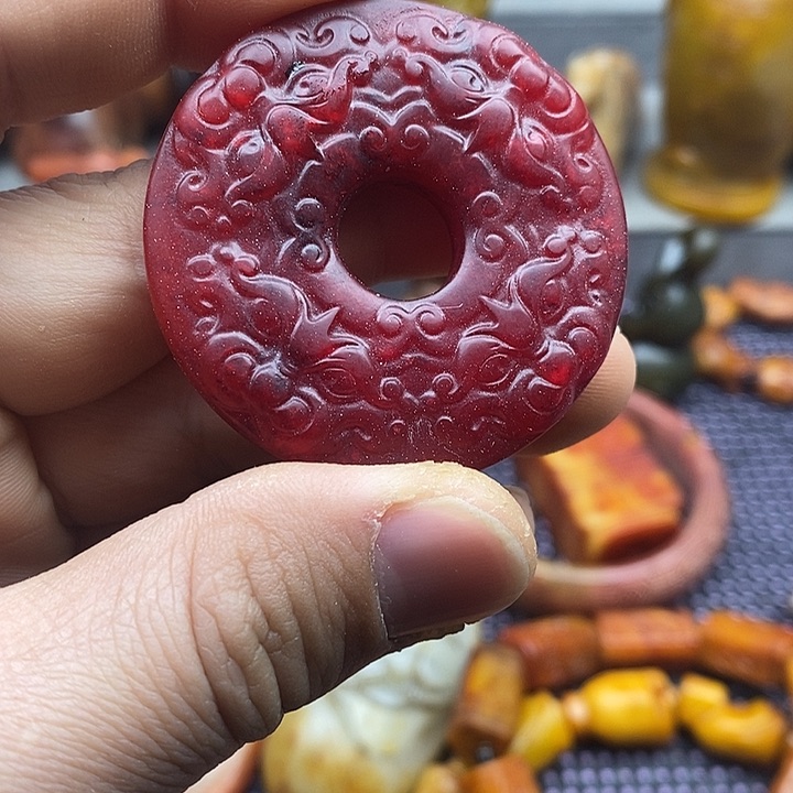 未镶嵌蛇纹石玉颈饰