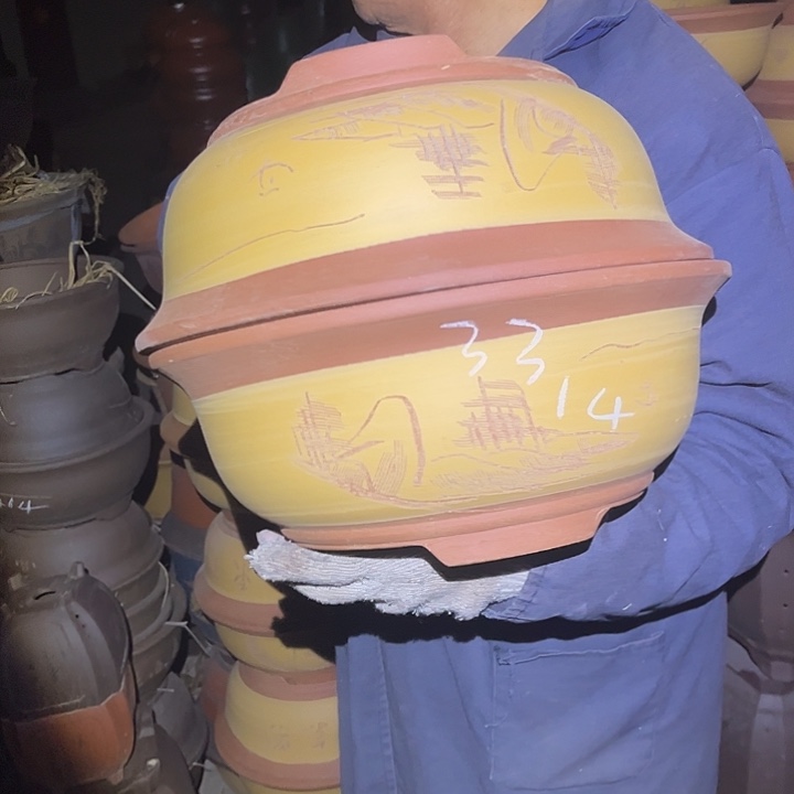 紫砂花盆紫砂花盆和小