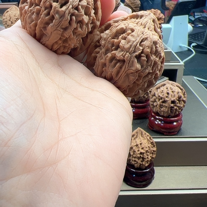 把件文玩核桃41 坐佛 b-005