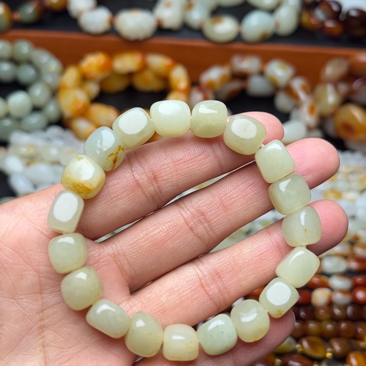 和田玉未镶嵌手链