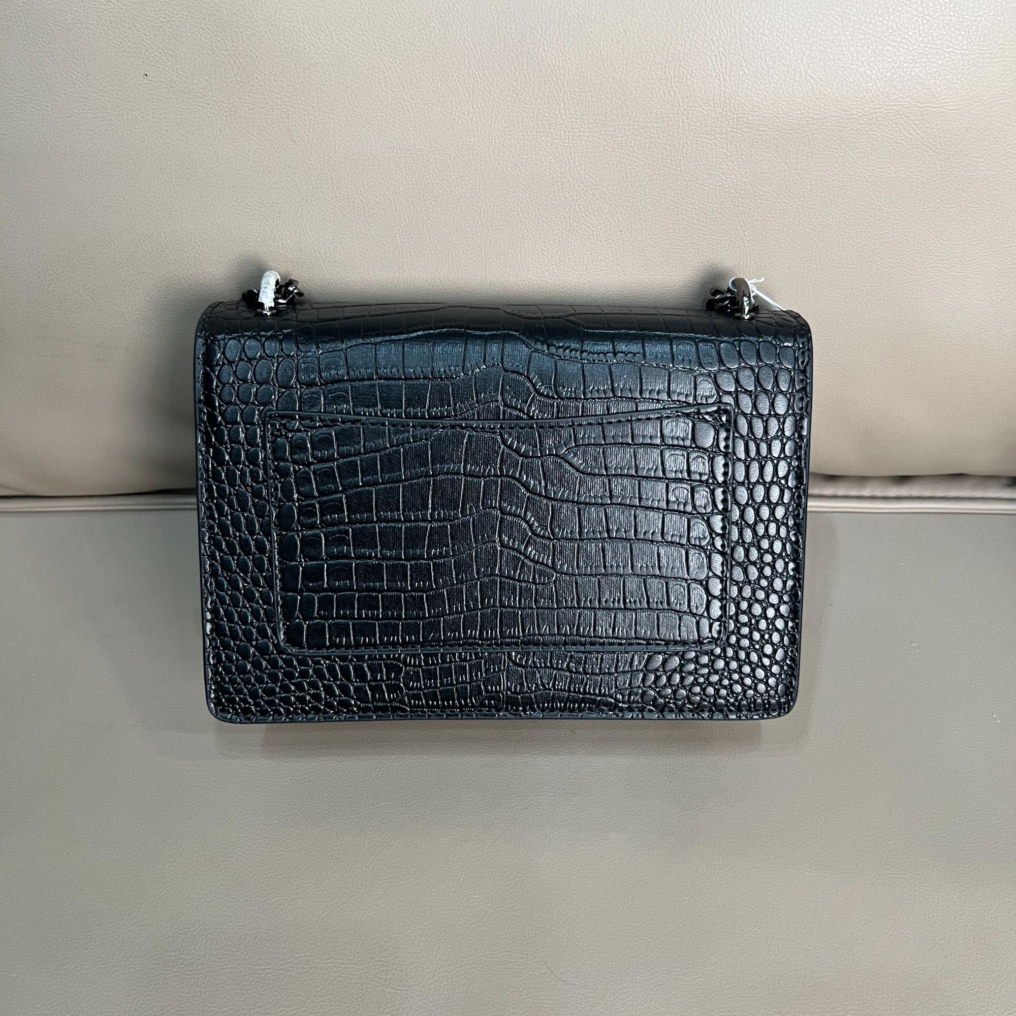 193 新款真皮时尚通勤休闲百搭经典单肩斜挎包 黑色