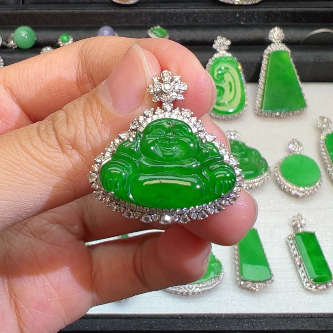 翡翠吊坠(不含链)18K金镶嵌