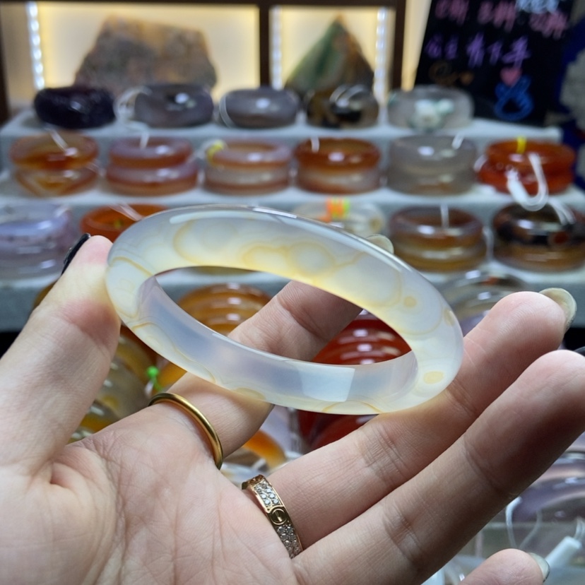 【闪购商品】手镯玛瑙/玉髓未镶嵌