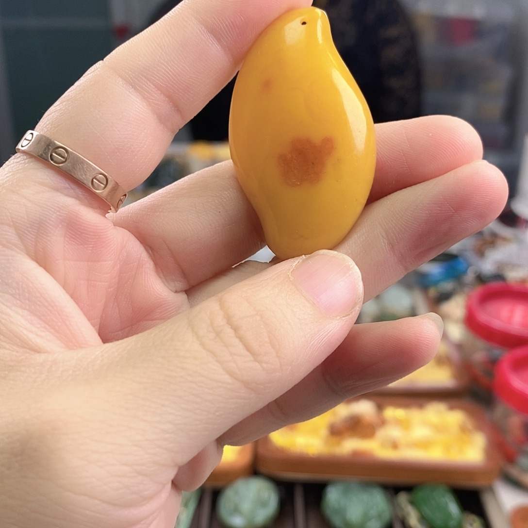 琥珀颈饰未镶嵌项链
