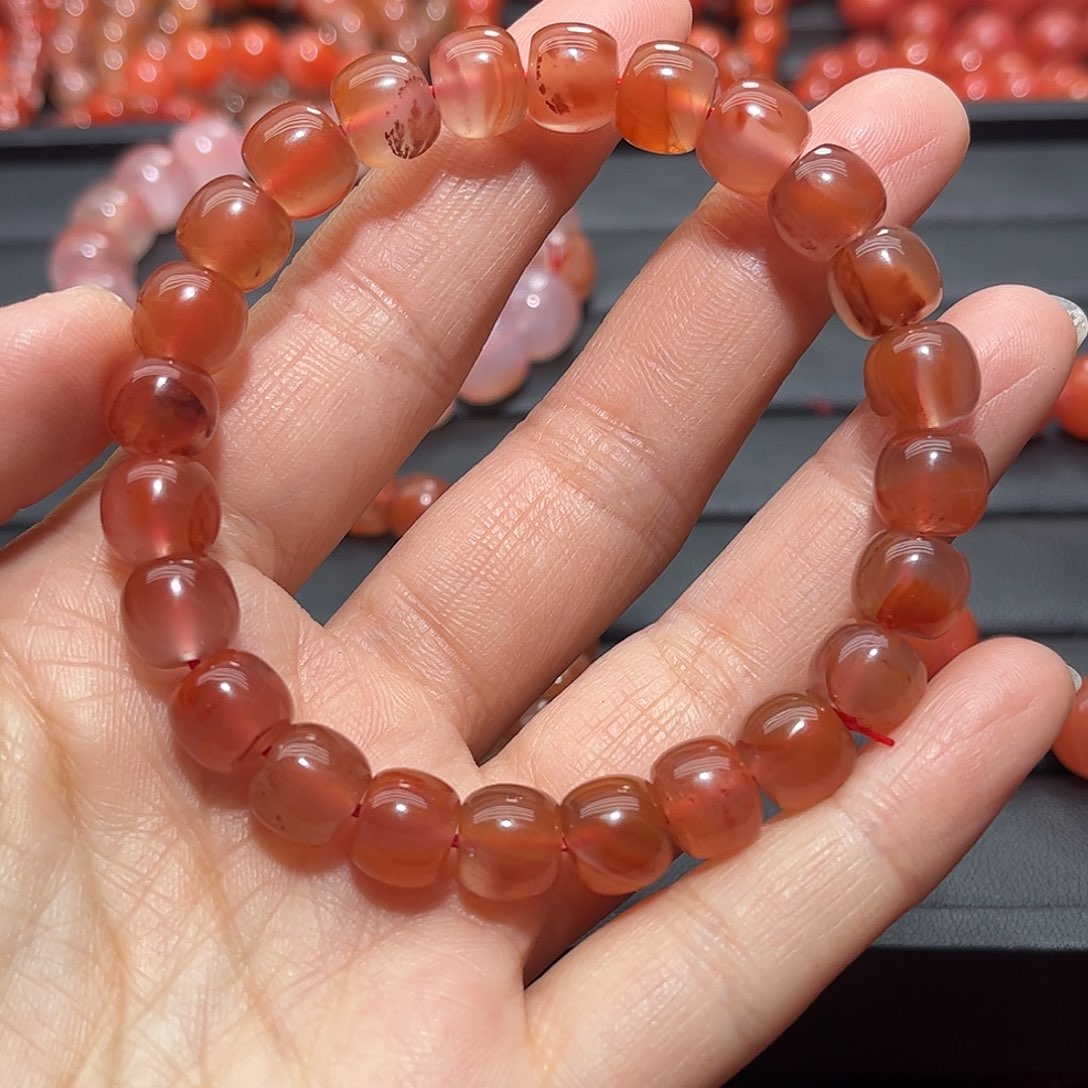 南红玛瑙手链未镶嵌