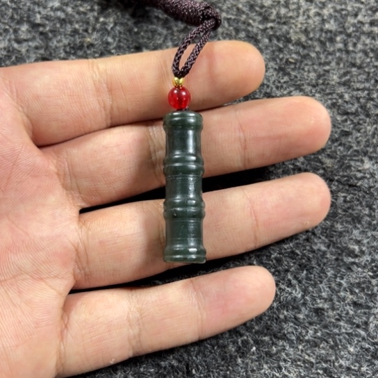 【闪购商品】和田玉颈饰未镶嵌江*