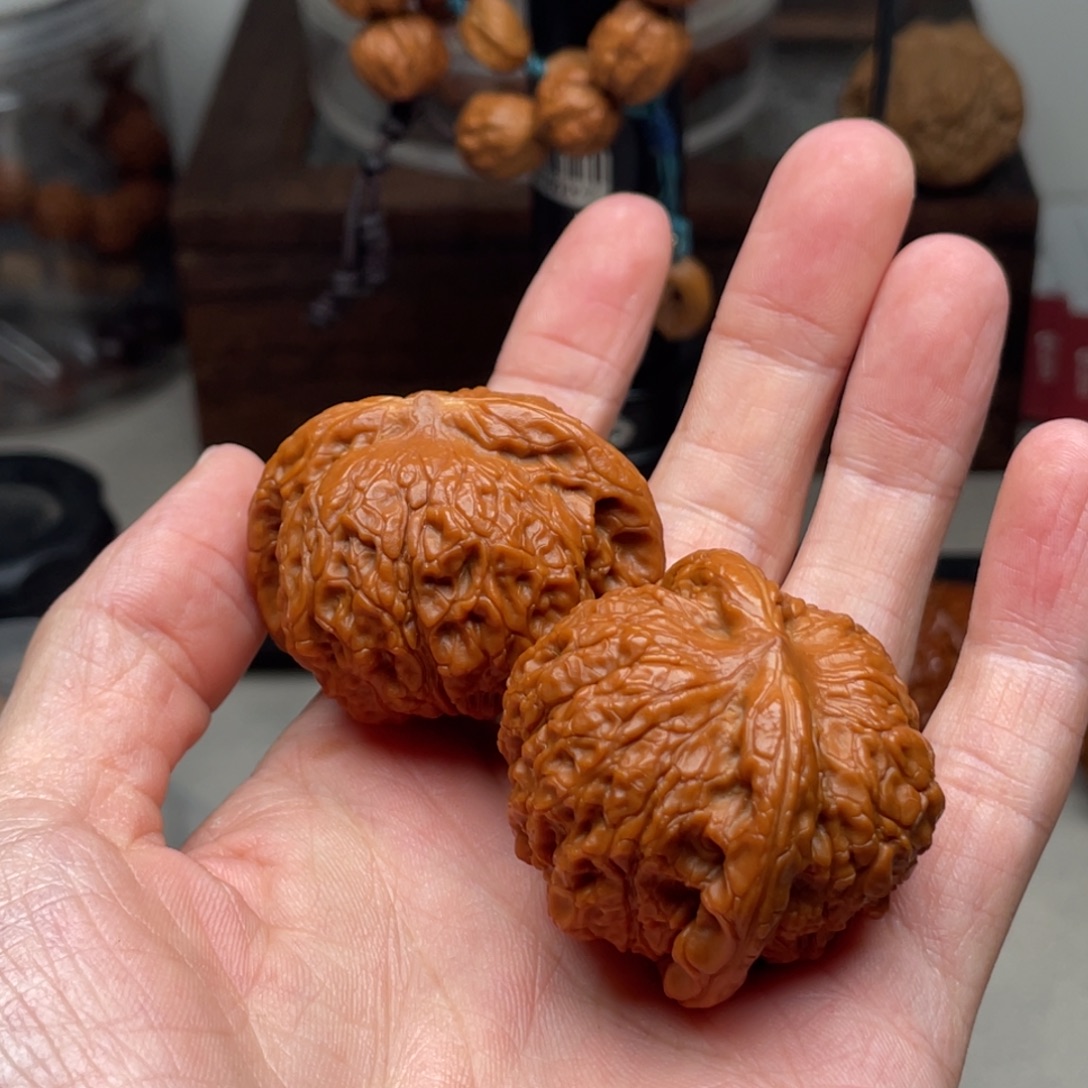 烽***文玩核桃把件血麒麟