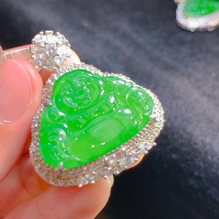 【闪购商品】翡翠颈饰银S925镶嵌翡翠