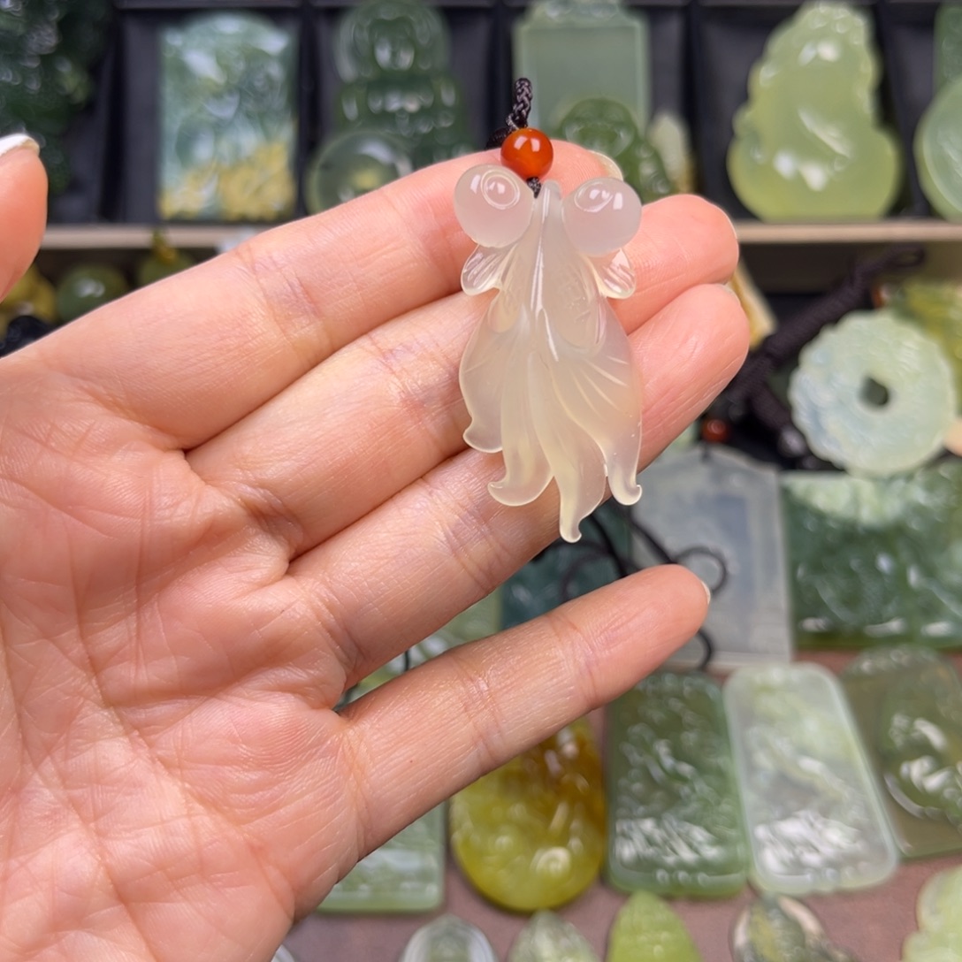 蛇纹石玉未镶嵌吊坠(赠链)