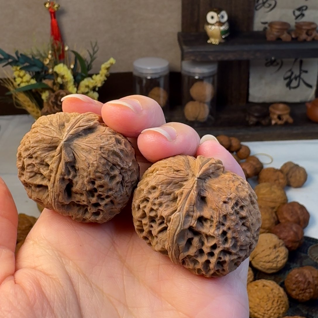 文玩核桃把件花魁38.9鹰嘴