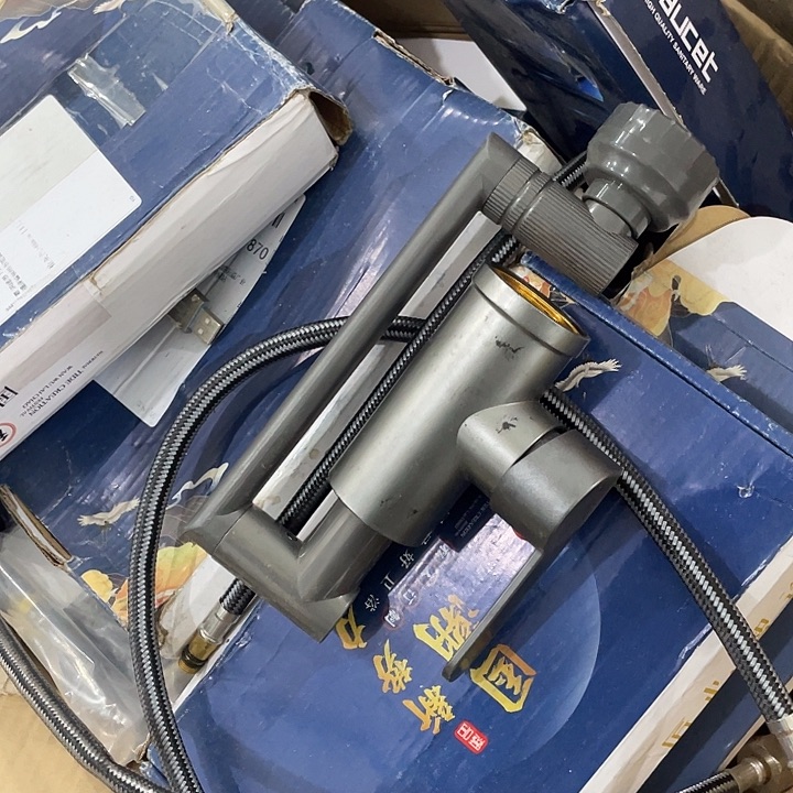 两个水龙头两个新的